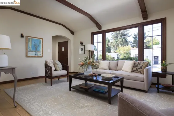 2246 Carleton, Berkeley, California 94704