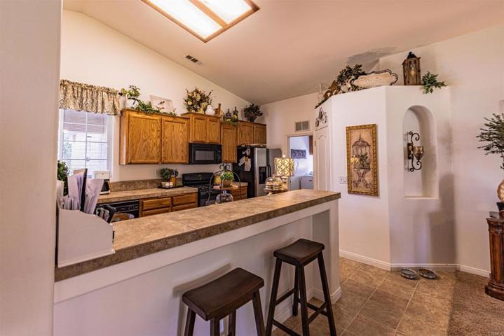 9604 Degranville Dr, Bakersfield, California 93311