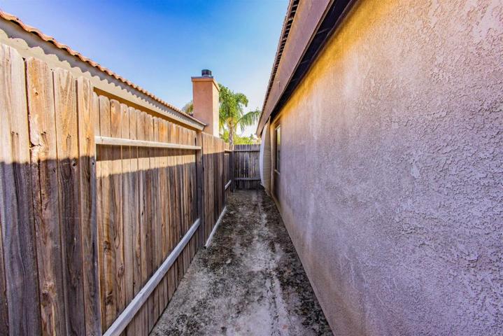 9604 Degranville Dr, Bakersfield, California 93311