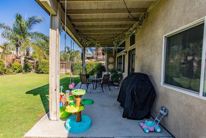 9604 Degranville Dr, Bakersfield, California 93311