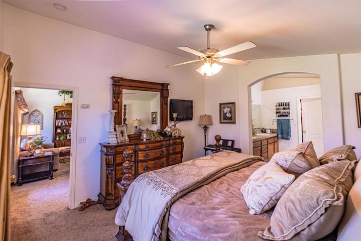 9604 Degranville Dr, Bakersfield, California 93311