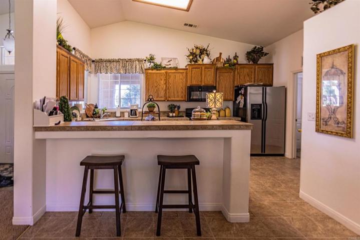 9604 Degranville Dr, Bakersfield, California 93311