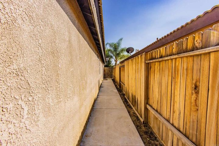 9604 Degranville Dr, Bakersfield, California 93311