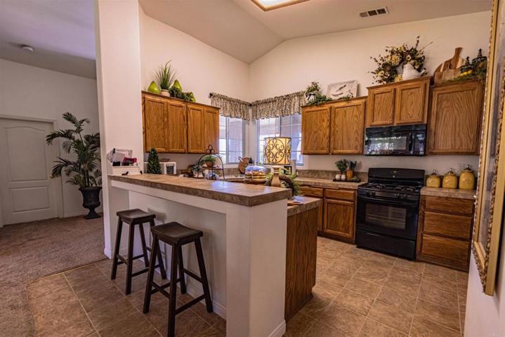 9604 Degranville Dr, Bakersfield, California 93311