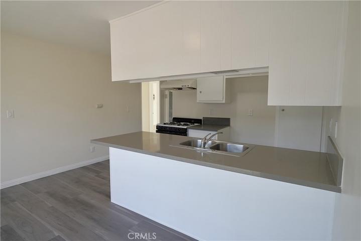 Unit B Kitchen