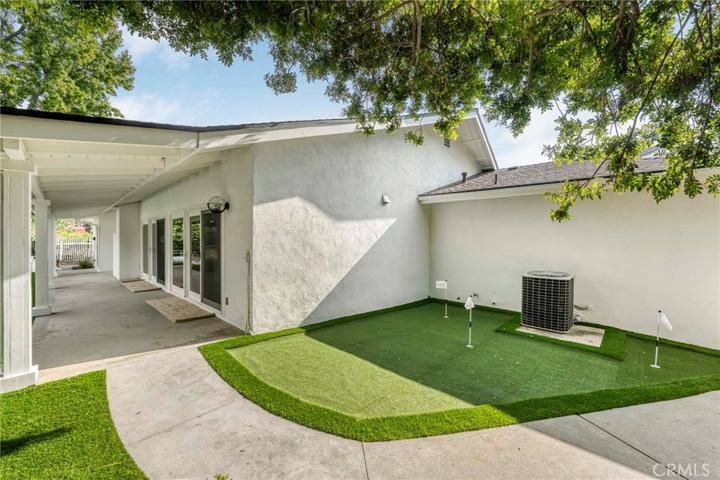 18645 Rocoso Place, Tarzana, California 91356