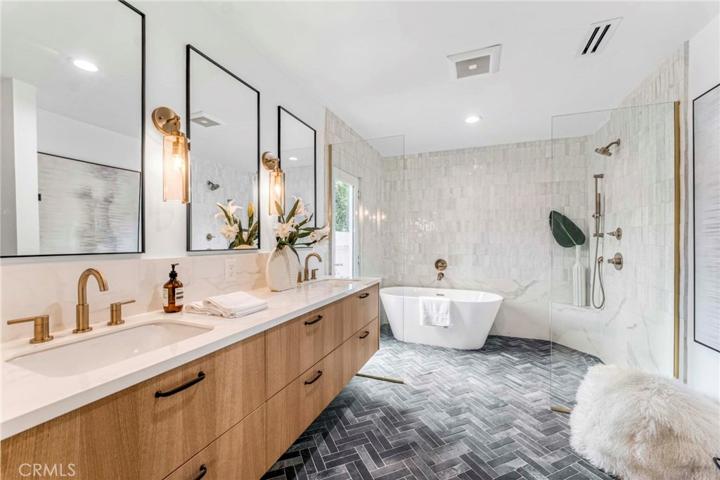 18645 Rocoso Place, Tarzana, California 91356