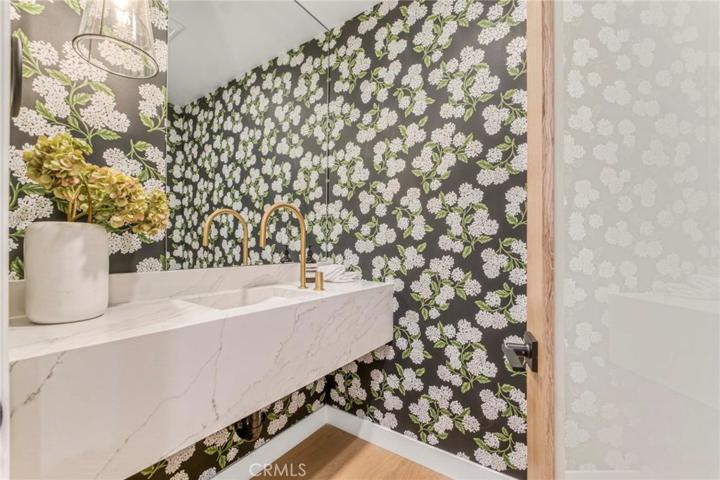 18645 Rocoso Place, Tarzana, California 91356
