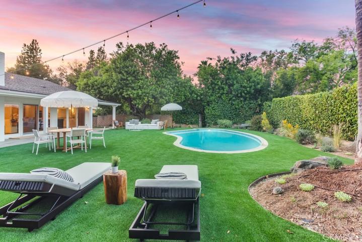 18645 Rocoso Place, Tarzana, California 91356