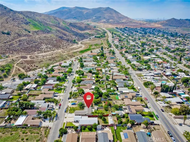 18666 6th Street, Bloomington, California 92316