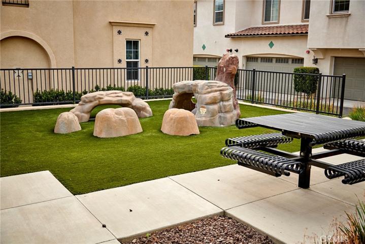 12501 Solaris Drive Unit 43, Rancho Cucamonga, California 91739
