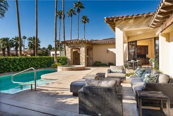 Patio - Pool