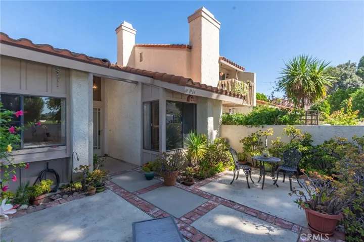 1964 Olivewood Court, Thousand Oaks, California 91362