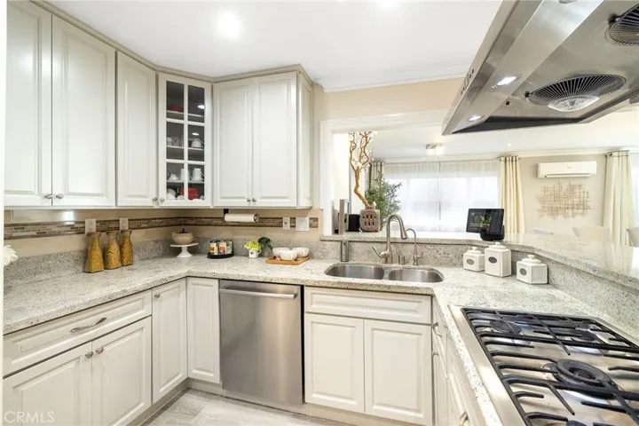 3450 E Elm Street, Brea, California 92823
