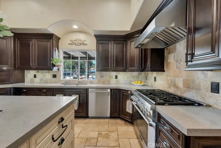 2831 Los Cedros Circle, Camarillo, California 93012