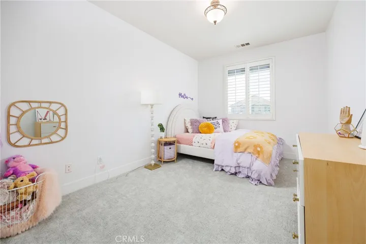 Secondary bedroom
