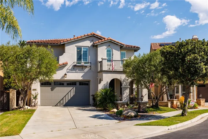 An extra-long driveway AND a culdesac; a dream location.