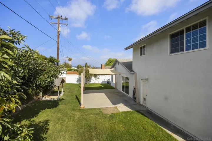 8831 Tacoma St, Ventura, California 93004
