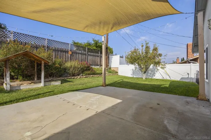8831 Tacoma St, Ventura, California 93004