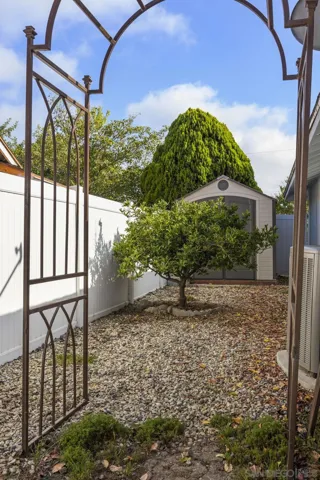 8831 Tacoma St, Ventura, California 93004