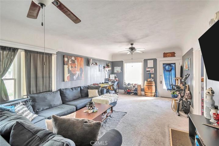 28312 Bonnie View Ave, Canyon Country, California 91387