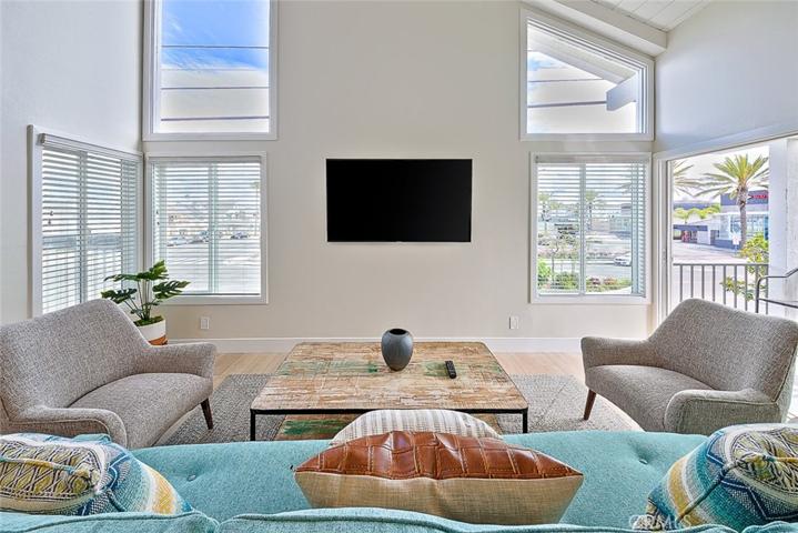 2711 W Balboa Boulevard, Newport Beach, California 92663