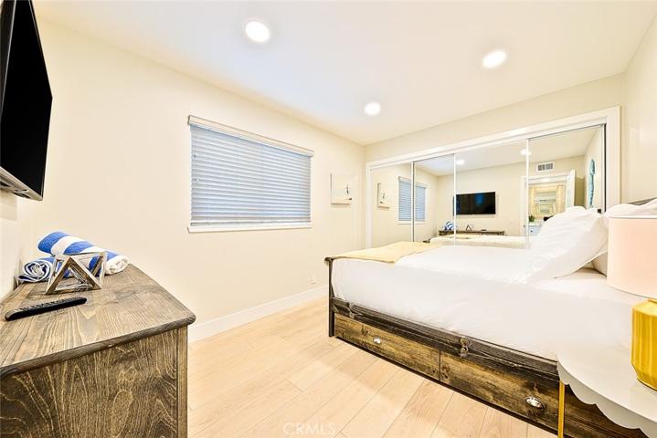 2711 W Balboa Boulevard, Newport Beach, California 92663