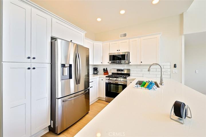 2711 W Balboa Boulevard, Newport Beach, California 92663