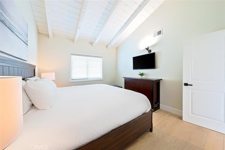 2711 W Balboa Boulevard, Newport Beach, California 92663