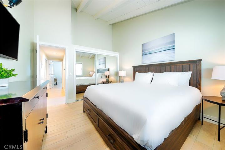 2711 W Balboa Boulevard, Newport Beach, California 92663