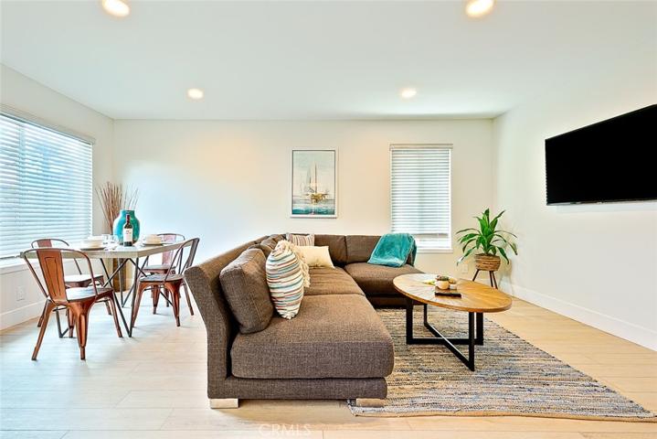 2711 W Balboa Boulevard, Newport Beach, California 92663