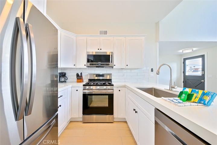 2711 W Balboa Boulevard, Newport Beach, California 92663