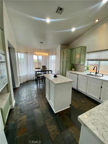 3691 N Goldenrod Avenue, Rialto, California 92377