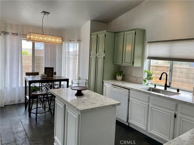 3691 N Goldenrod Avenue, Rialto, California 92377