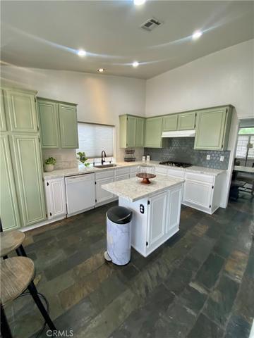 3691 N Goldenrod Avenue, Rialto, California 92377