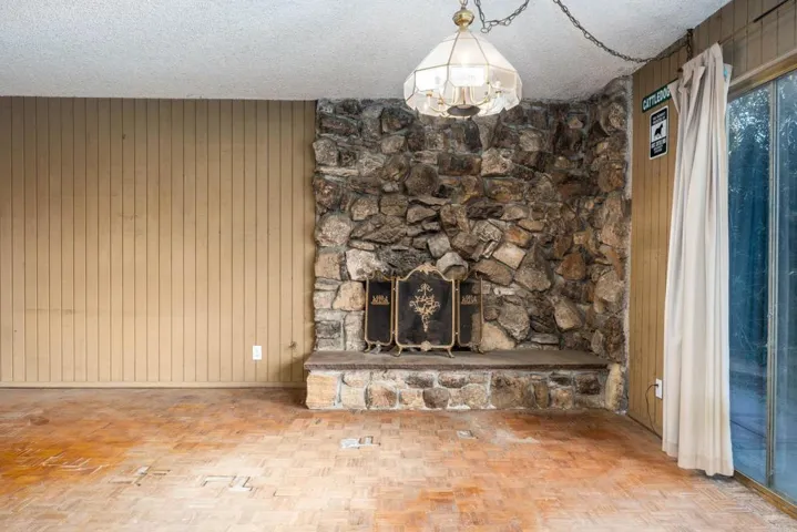 3550 Goldenrod Circle, Seal Beach, California 90740