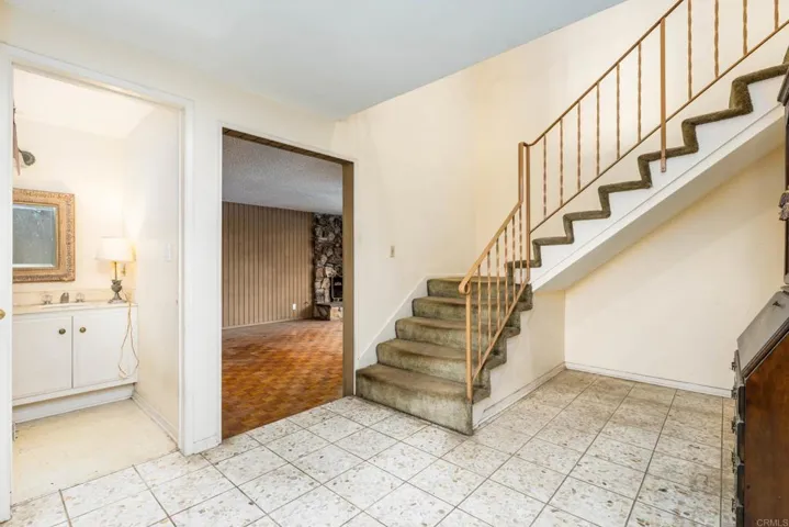 3550 Goldenrod Circle, Seal Beach, California 90740