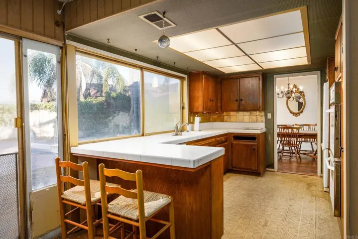 3550 Goldenrod Circle, Seal Beach, California 90740