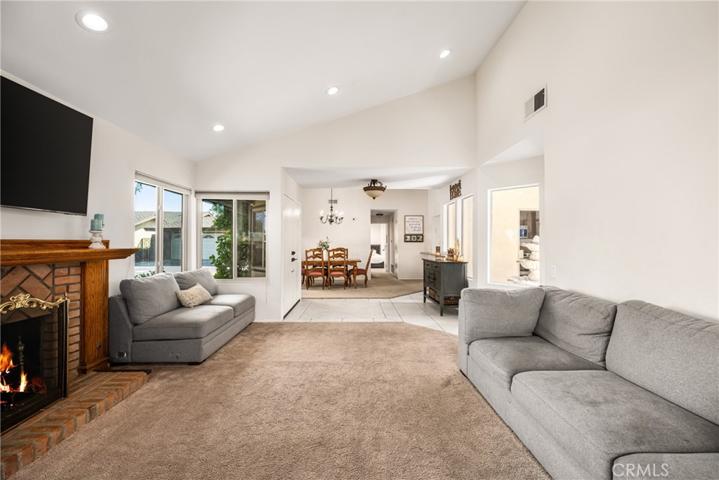 2102 E Wellington Avenue, Santa Ana, California 92701