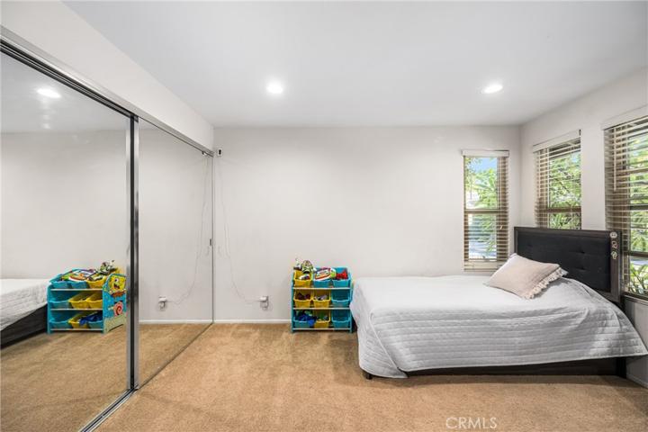 2102 E Wellington Avenue, Santa Ana, California 92701