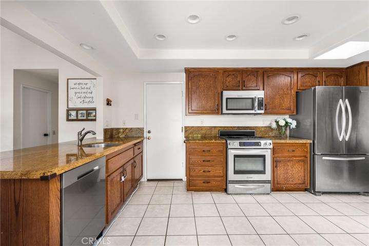 2102 E Wellington Avenue, Santa Ana, California 92701