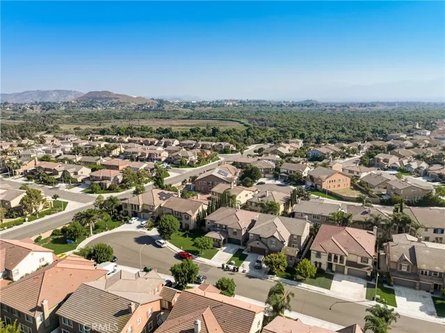 13647 Star Ruby Avenue, Eastvale, California 92880