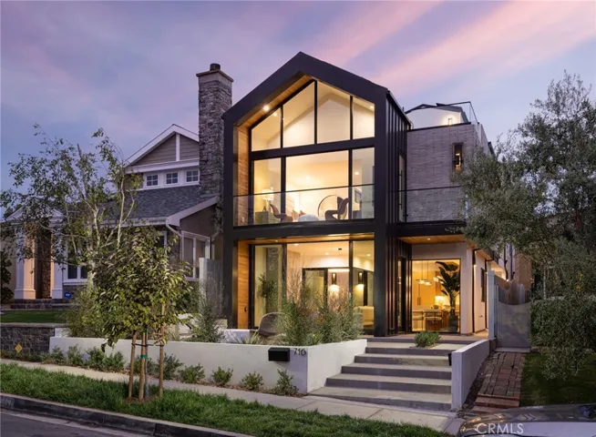 716 Orchid Avenue, Corona Del Mar, California 92625