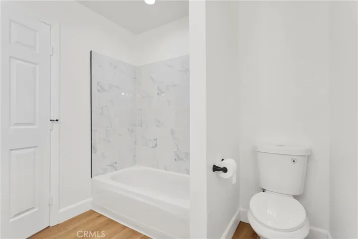 13870 Hopi Road, Apple Valley, California 92308