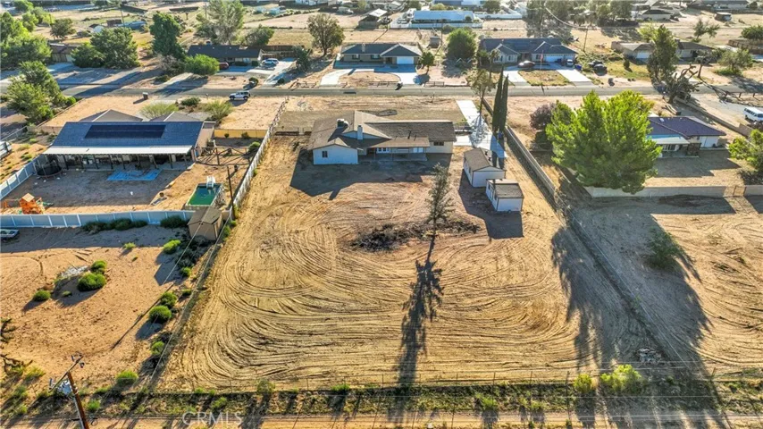 13870 Hopi Road, Apple Valley, California 92308