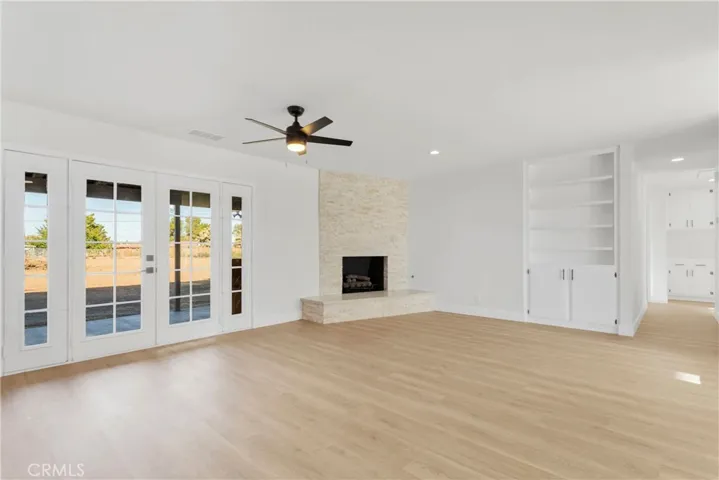 13870 Hopi Road, Apple Valley, California 92308