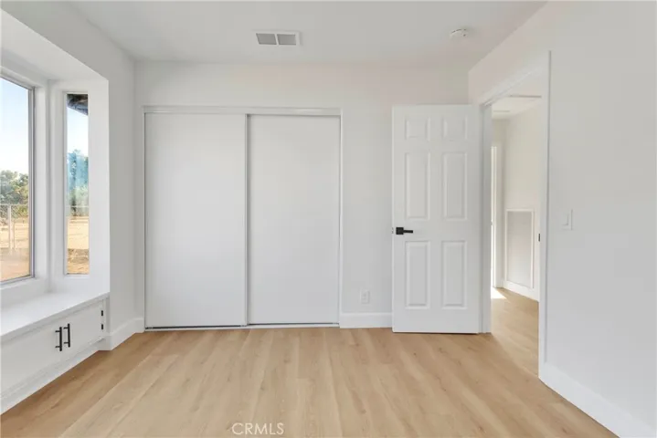13870 Hopi Road, Apple Valley, California 92308