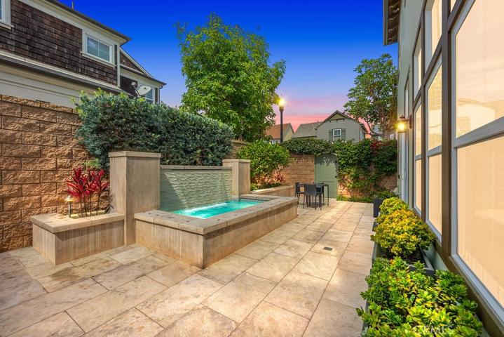 17271 Osterville Lane, Huntington Beach, California 92649
