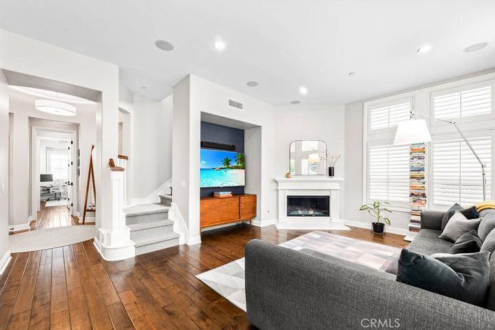 17271 Osterville Lane, Huntington Beach, California 92649