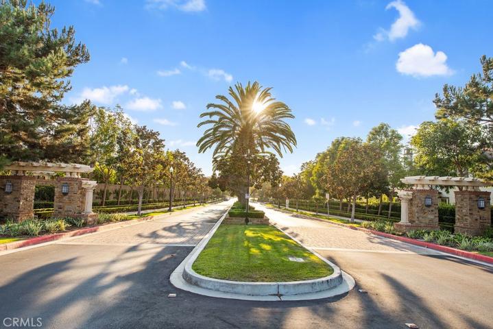 17271 Osterville Lane, Huntington Beach, California 92649